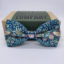 Load image into Gallery viewer, Liberty of London Bow Tie in Green Strawberry Thief
