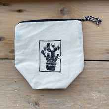 Load image into Gallery viewer, Hand Made Lino print Wash Bag
