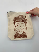 Load image into Gallery viewer, Hand Made Lino print Wash Bag
